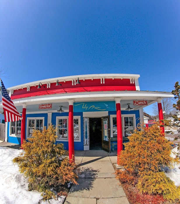 The Tulip and the Rose Cafe