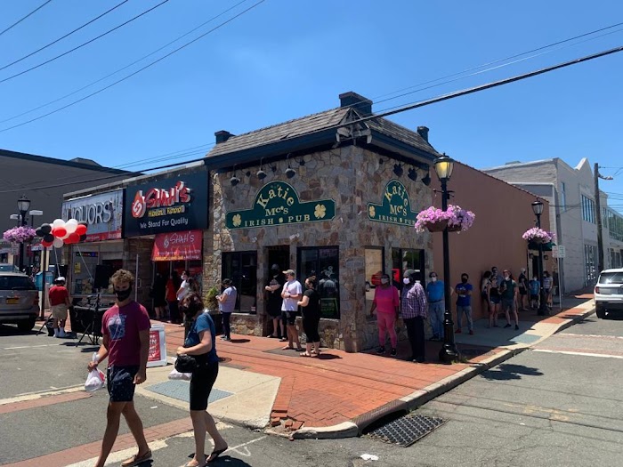 Shah's Halal Huntington Village